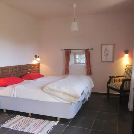 Pensionat Infincavacations Y San Bartolomé de Meruelo